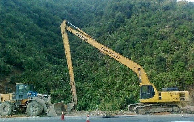 長臂挖掘機(jī)廠家、長臂挖掘機(jī)廠家定制、長臂挖掘機(jī)廠家改裝