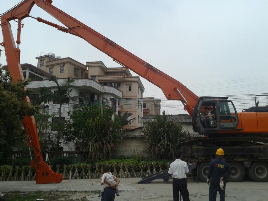 挖掘機(jī)拆樓臂，挖掘機(jī)拆樓臂廠家，挖掘機(jī)改裝拆樓臂