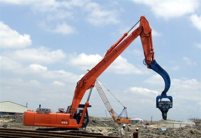 挖掘機打樁臂、打樁臂、打樁錘、挖掘機打樁臂廠家